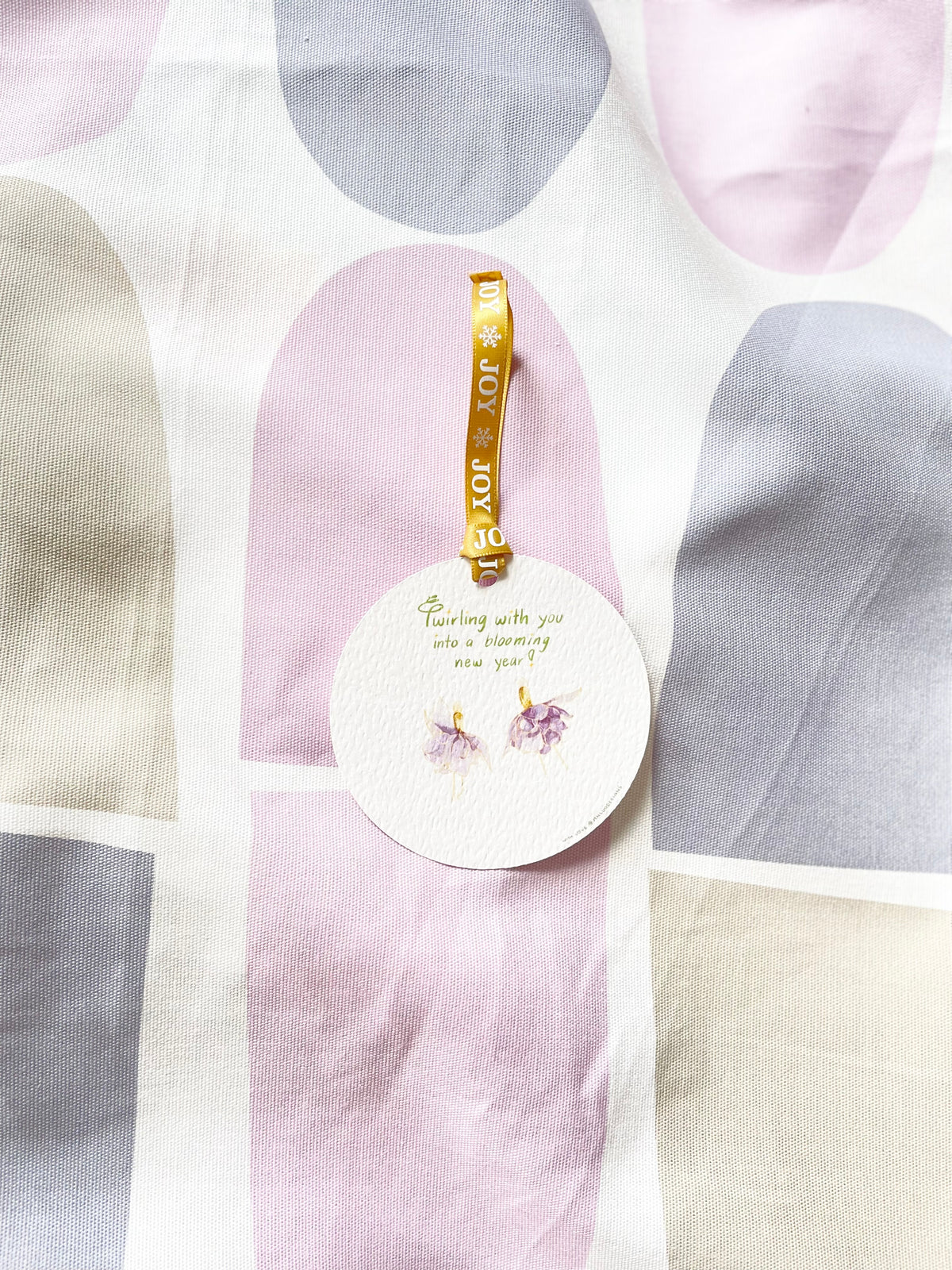 Single floral gift tags