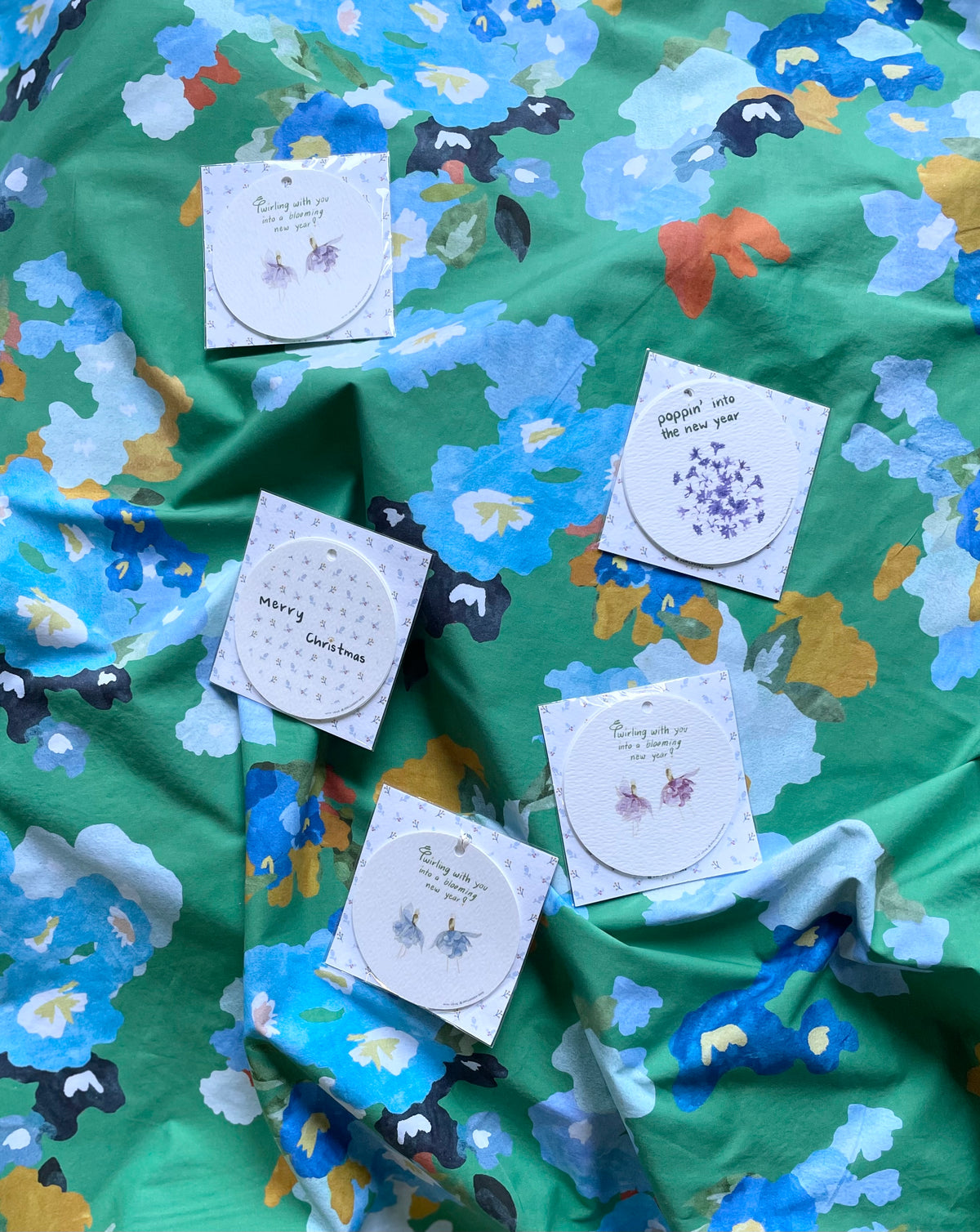 Gift set of 6 floral gift tags