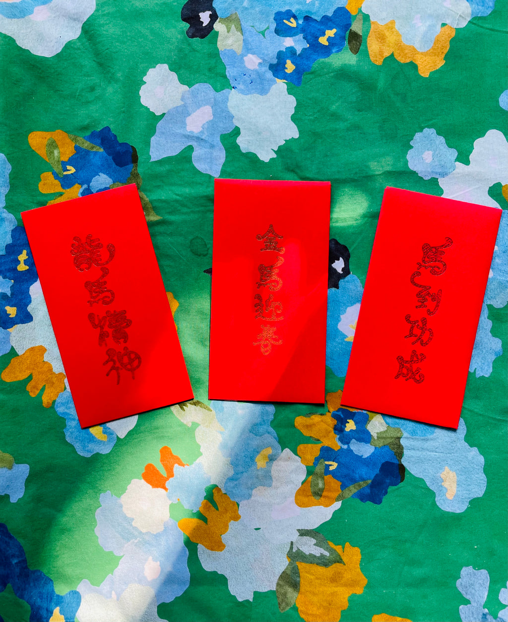 Get the dream red pockets