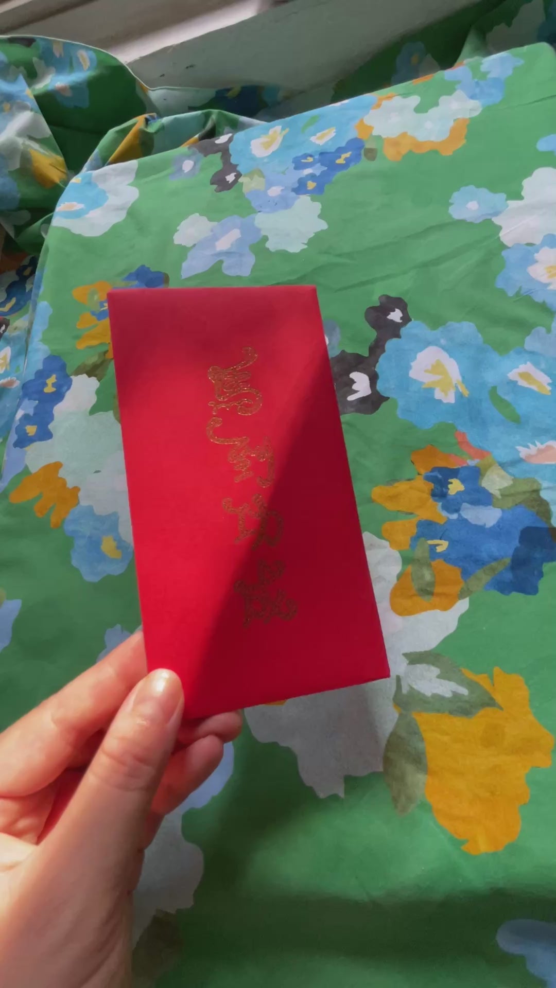 Get the dream red pockets